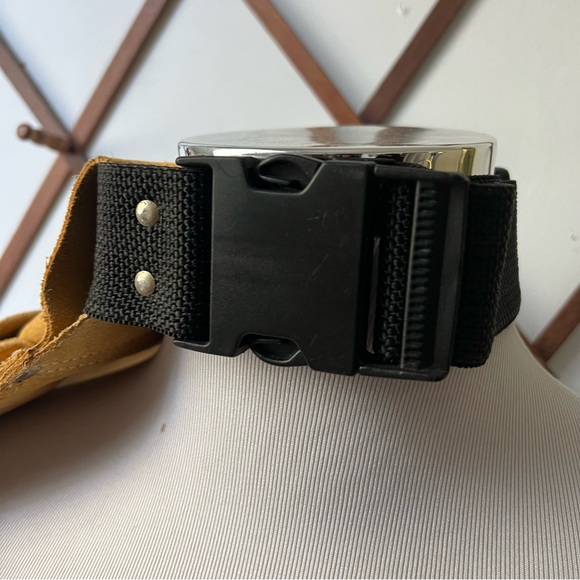 🍄 3/$30 CLC Suede Carpenter Nail & Tool Leg Strap Bag - Picture 5 of 7